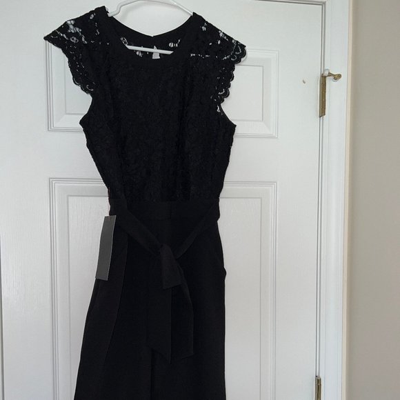 Bebe black jumpsuit with lace US size 4 - Picture 2 of 9